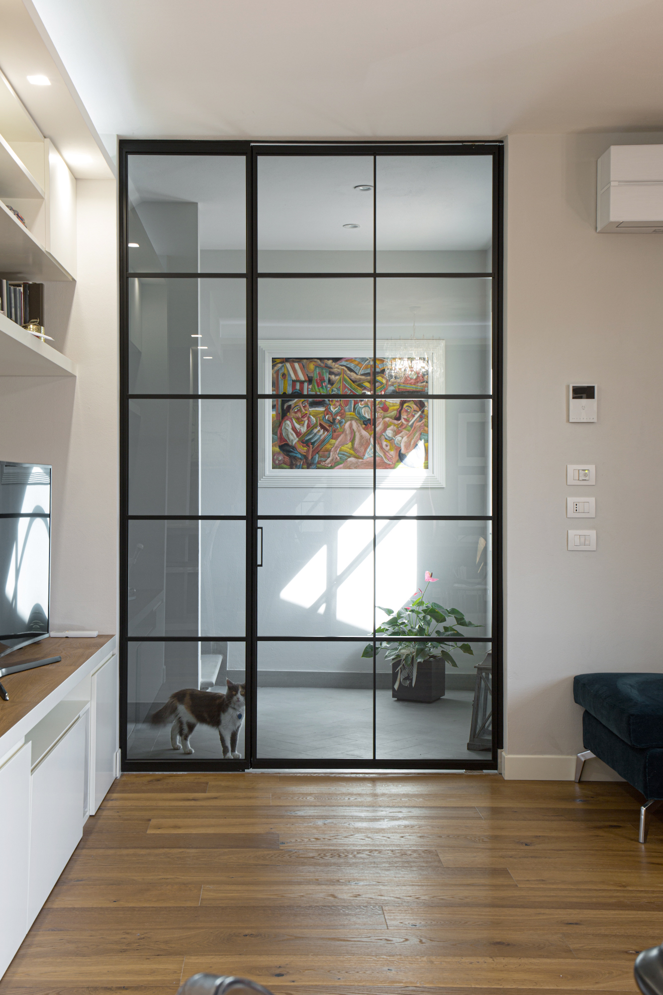 Easy-S pivot door